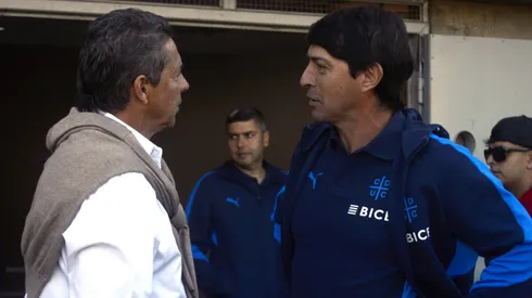Almandoz y Daniel Garnero en un duelo entre Copiapó y la Católica por la Copa Chile.