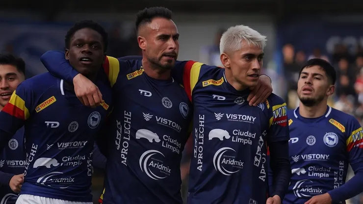 Manley Clerveaux fue uno de los jugadores que se quejó públicamente del polémico cobro.