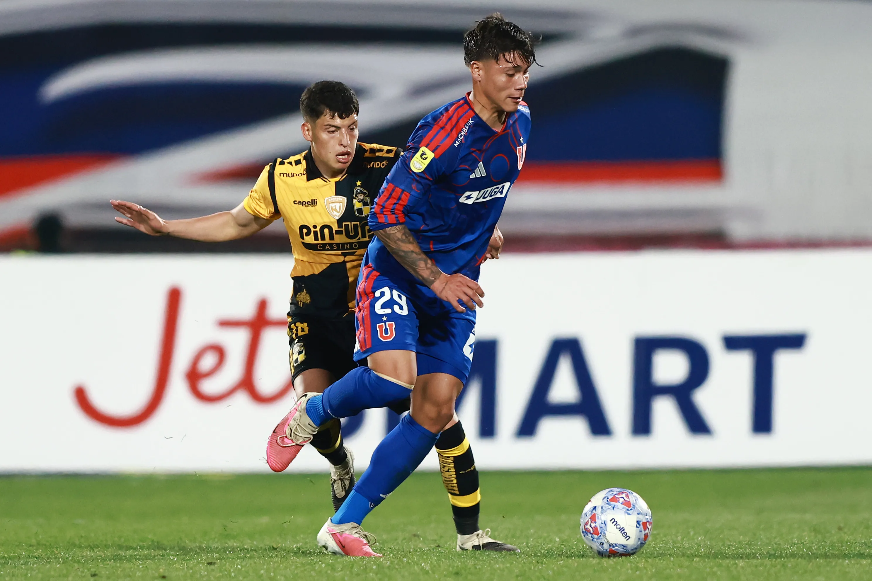 Lucas Barrera será baja en Universidad de Chile. Imagen: Photosport
