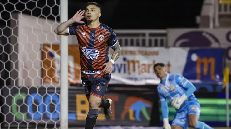 Daniel Castro es segundo en la tabla de goleadores con 13 tantos.