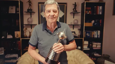 Mirko Jozic aterrizó en Chile para recibir el homenaje en vida de Colo Colo.
