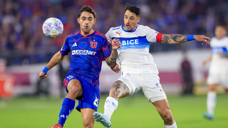 La U y la UC disputan el Chile 2 a la Copa Libertadores.