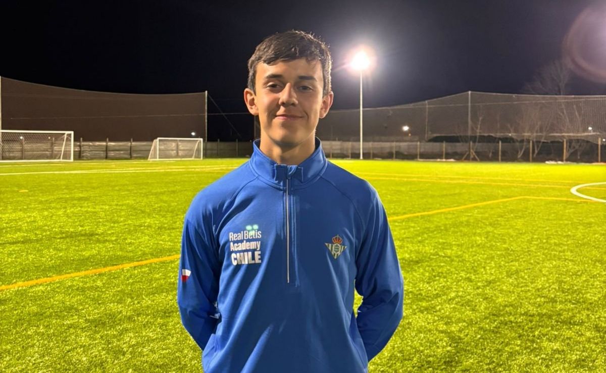 Tiene 15 años, ganó prueba entre 150 futbolistas jóvenes y hoy entrena en el Real Betis: “Es una oportunidad única”