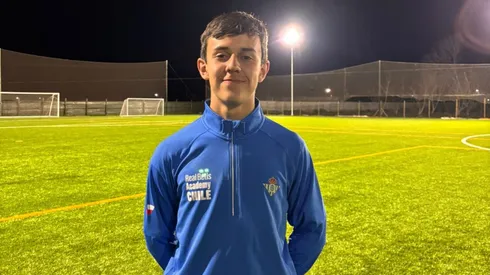 Francisco Cabello, estudiante de Colegio Mayor Tobalaba, obtuvo el primer lugar en una prueba masiva organizada por Real Betis Academy Chile junto a LaLiga