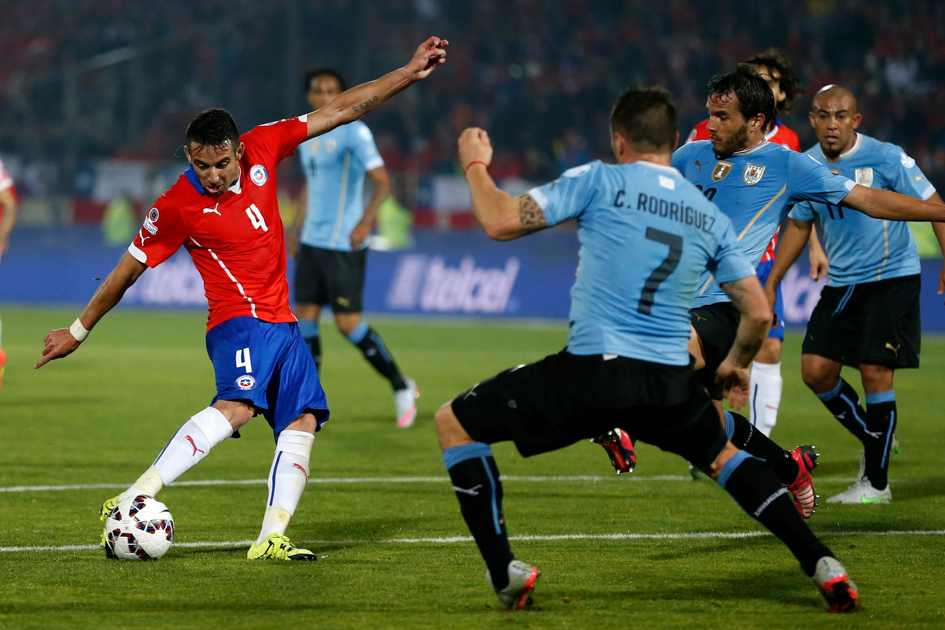 “Islaaaaaa… ¡Golazo! Gol de Chile”: El relato de Claudio Palma sigue más vigente que nunca.