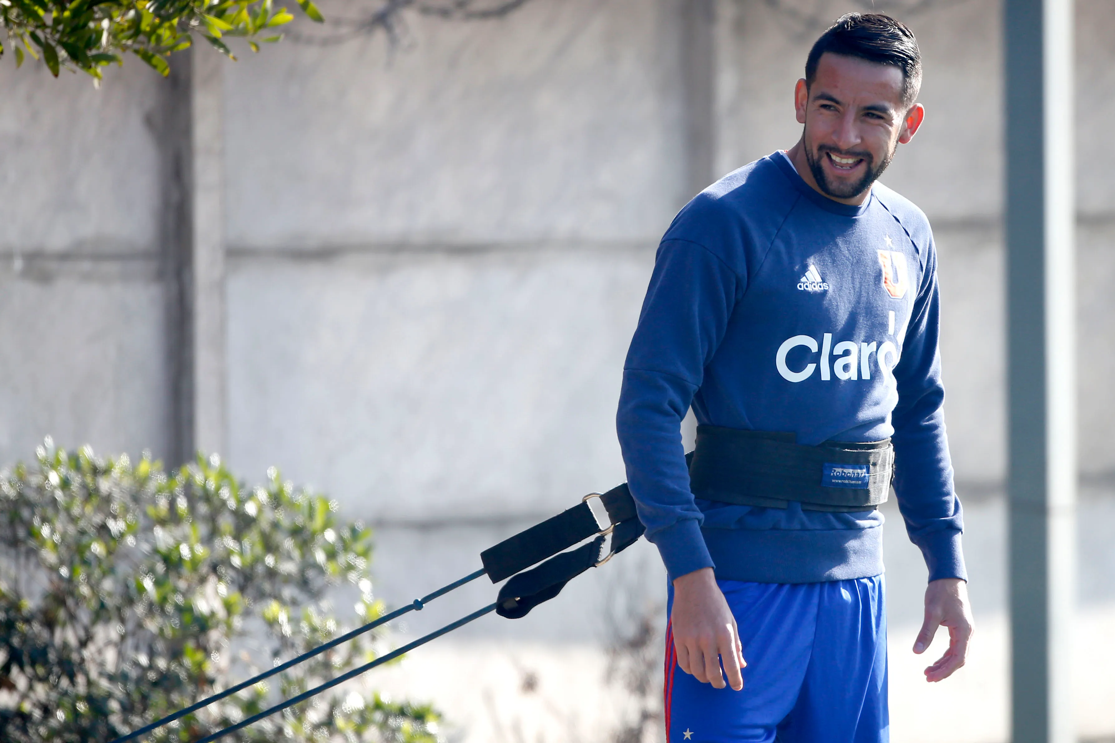 Isla estuvo varias veces entrenando en el CDA. Imagen: Photosport