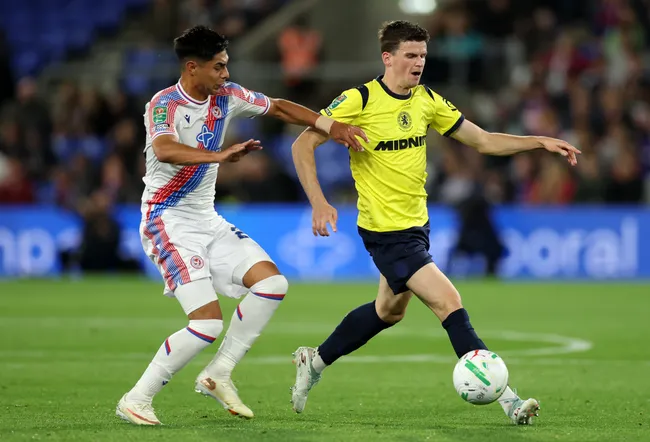 Darío Osorio jugó 58 minutos en su primer partido como titular en el Palace. | Foto: Getty Images.