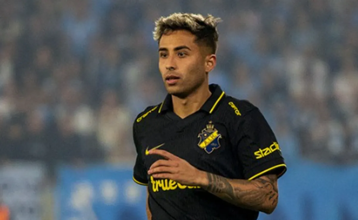 DT de AIK Solna da claras luces del rol que espera de Lucas Assadi: “Muy positivo aporte”