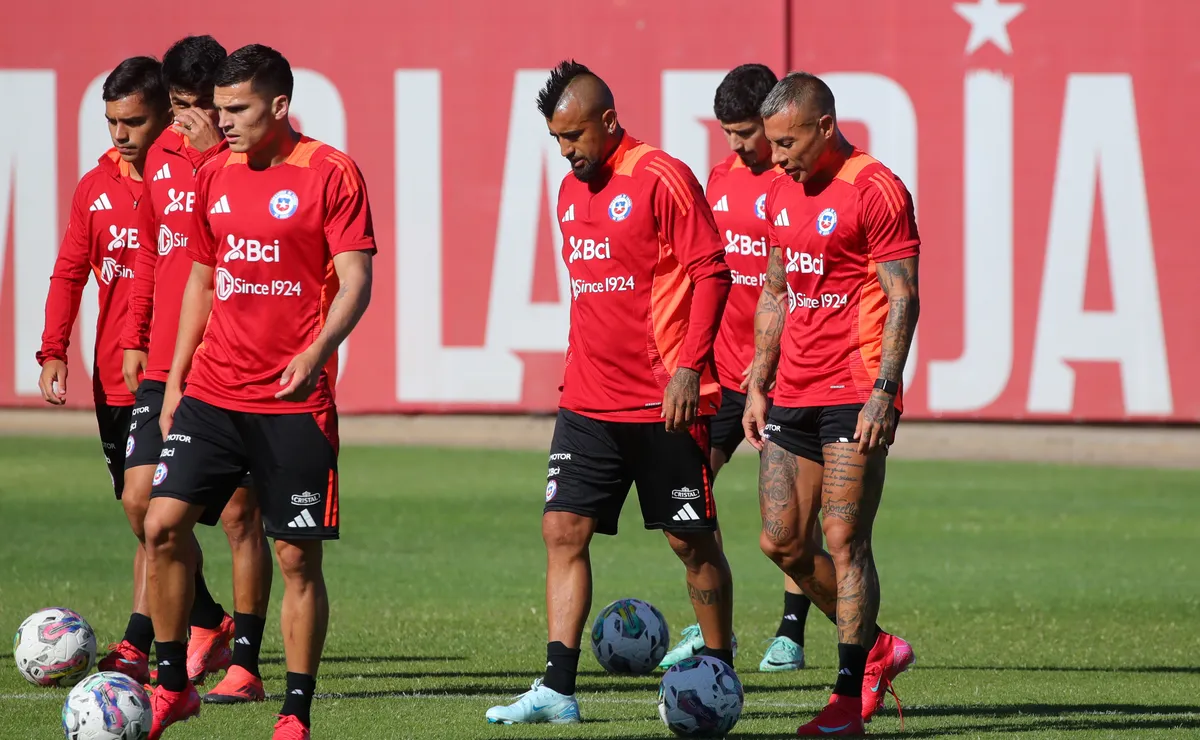 Eduardo Vargas aparece como un tapado en la selección chilena: “Si fuera por los puntos está dentro”