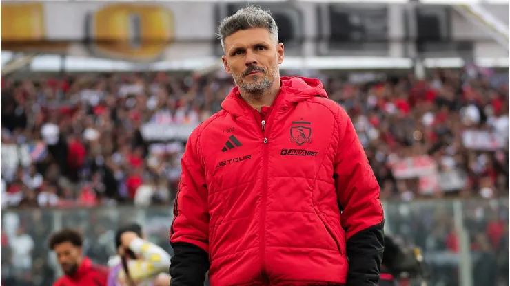 En Colo Colo no quieren sufrir una salida del "Tano" Ortiz