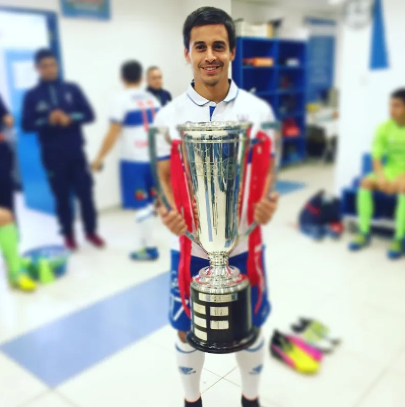 Carlos Espinosa fue bicampeón en la Católica bajo la tutela de Mario Salas. (Foto: Instagram).