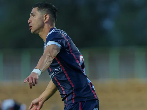 Felipe Flores aprovecha polémica del VAR y lidera triunfo de Recoleta