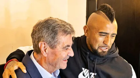 Vidal pudo intercambiar algunas palabras con Jozic.