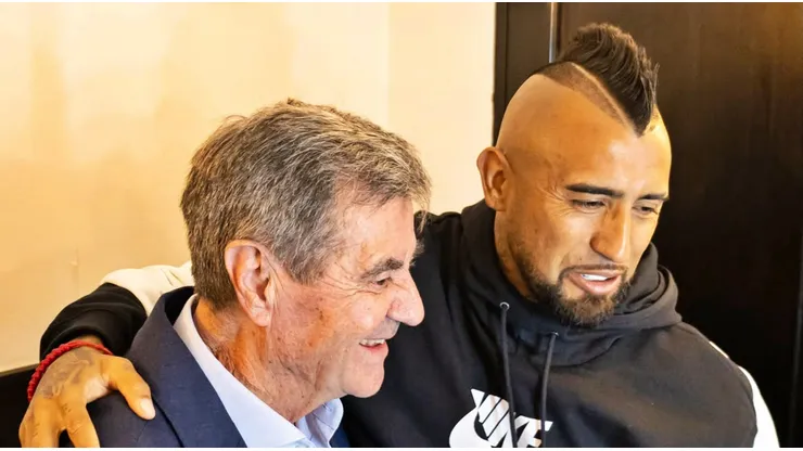 Vidal pudo intercambiar algunas palabras con Jozic.