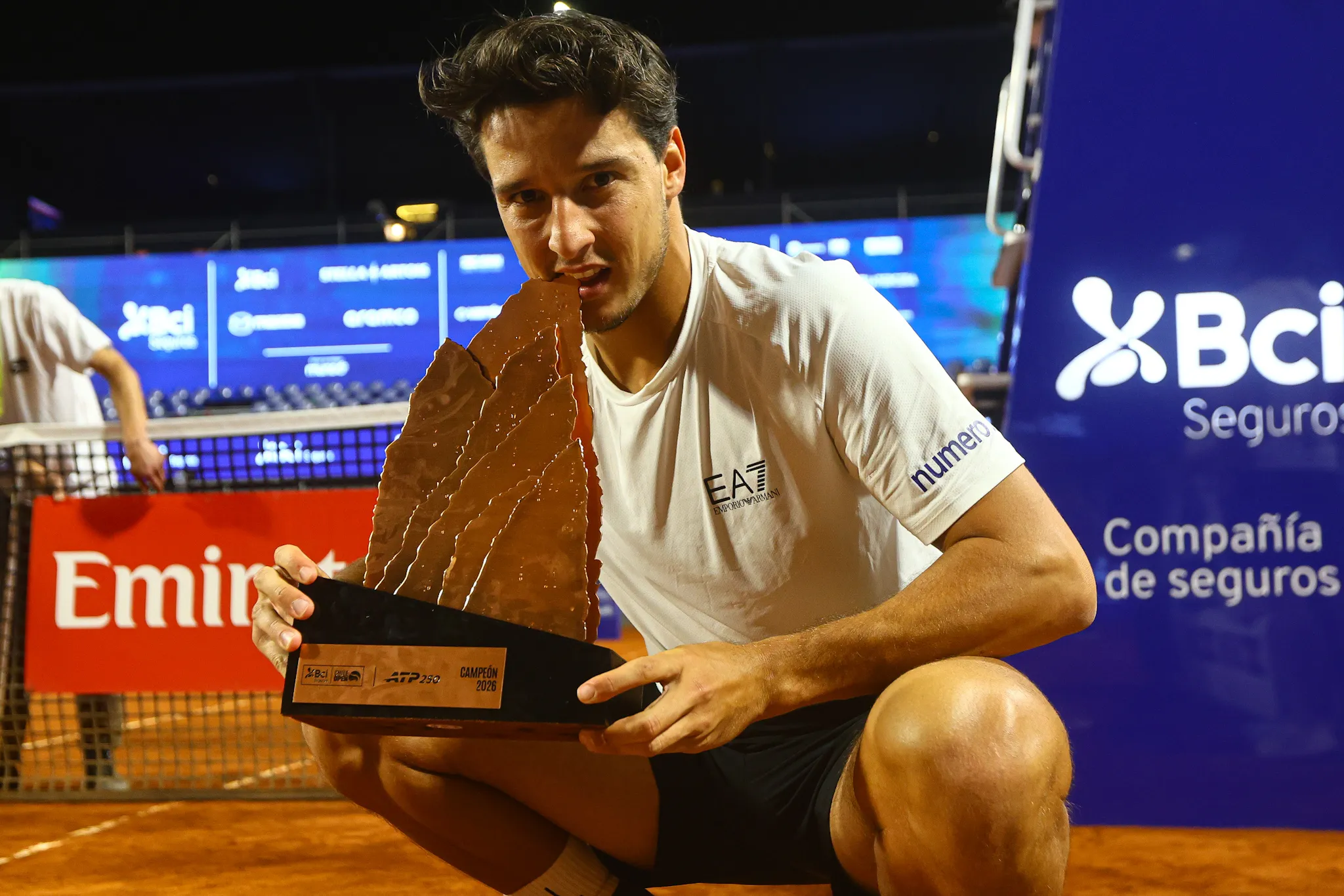 El tenista Luciano Darderi fue el último campeón del Chile Open 2026. Imagen: Photosport