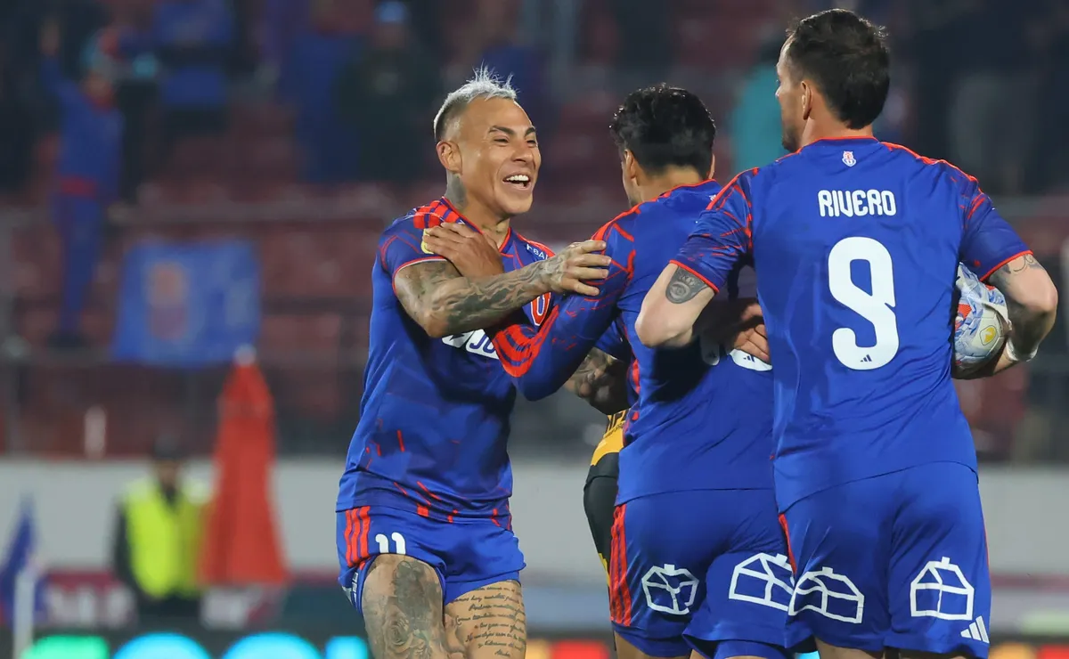 Gago responde a los hinchas de U de Chile: ¿Volverá a jugar con tres delanteros?