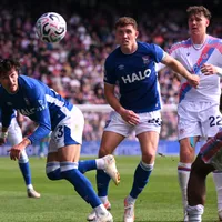 Duelo sin chilenos: Ipswich de Núñez vence a Crystal Palace de Osorio