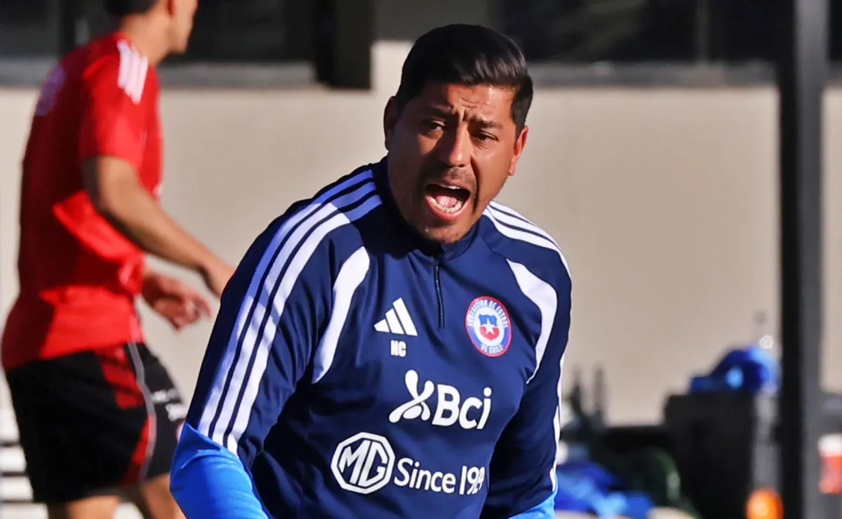 Nicolás Córdova busca quedarse como DT de la selección chilena