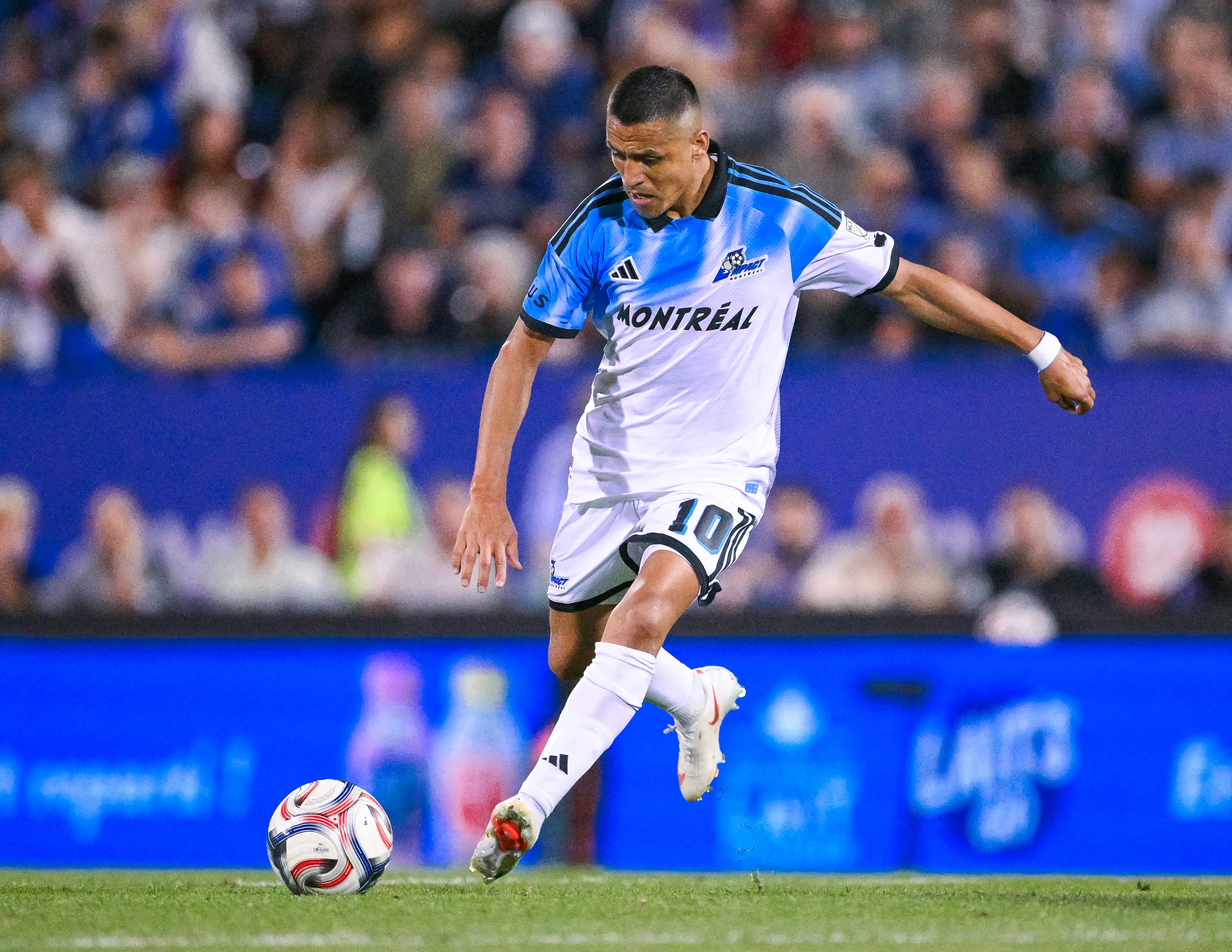 Alexis Sánchez suma seis partidos con el CF Montreal. Lamentablemente en 271 minutos de acción todavía no registra goles ni asistencias. | Foto: Getty Images.