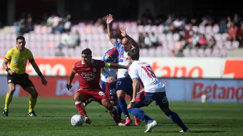 Marcelo Díaz volvió a sumar minutos con la U.