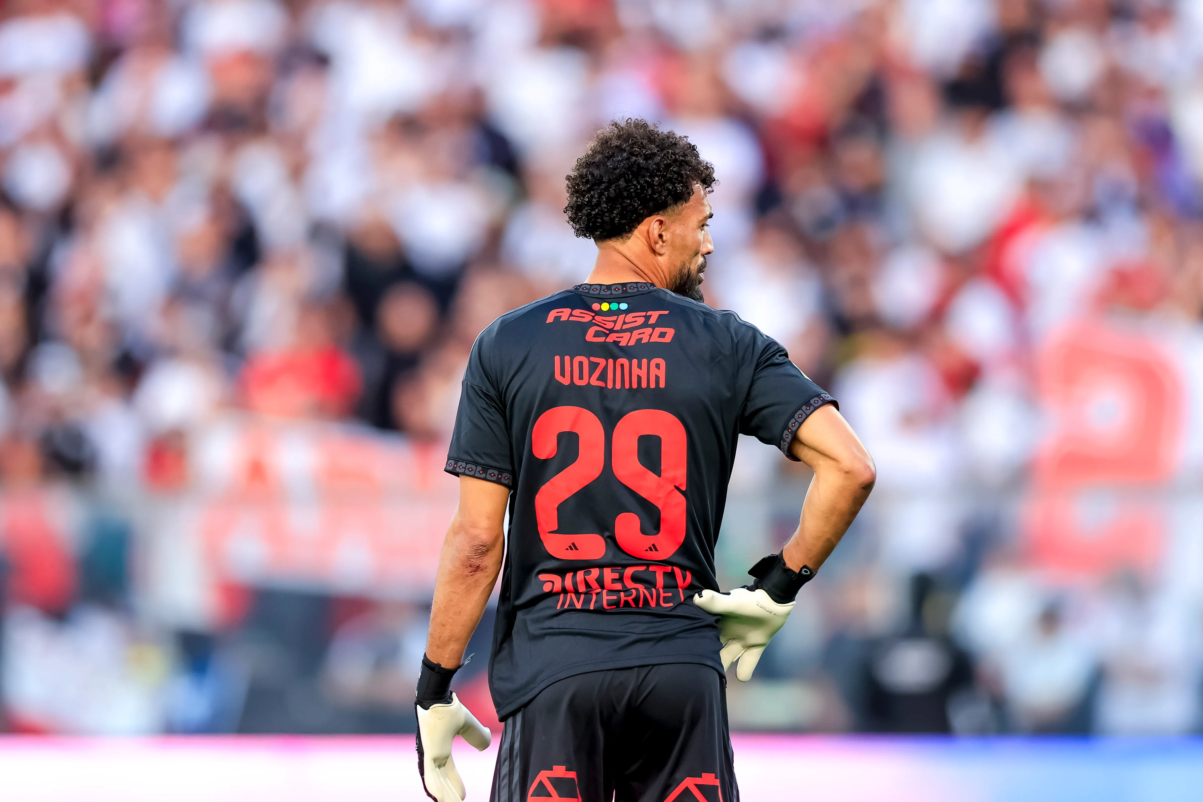 Vozinha jugó 90 minutos en el Cacique vs el León de Collao. (Pepe Alvujar/Photosport).