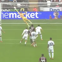 Lawrence Vigouroux se roba las miradas con tapada brillante ante su exclub