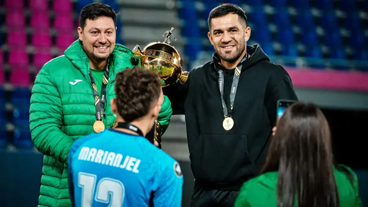 Felipe Salinas ya proyecta la Copa Intercontinental tras amistoso de Wanderers con Colo Colo.