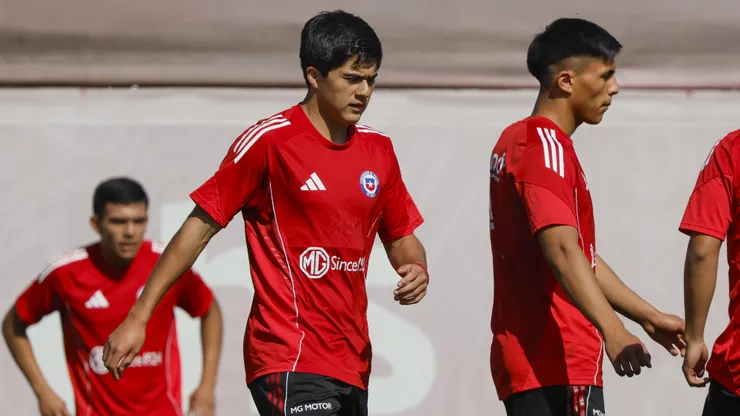 Felipe Raipán fue convocado al microciclo de La Roja Sub 17.