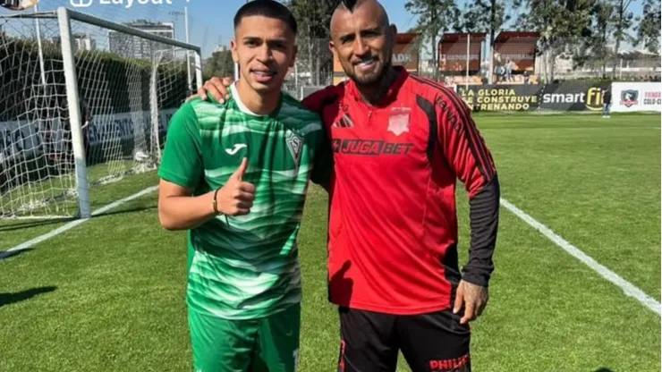 Lucas Avendaño junto a Arturo Vidal