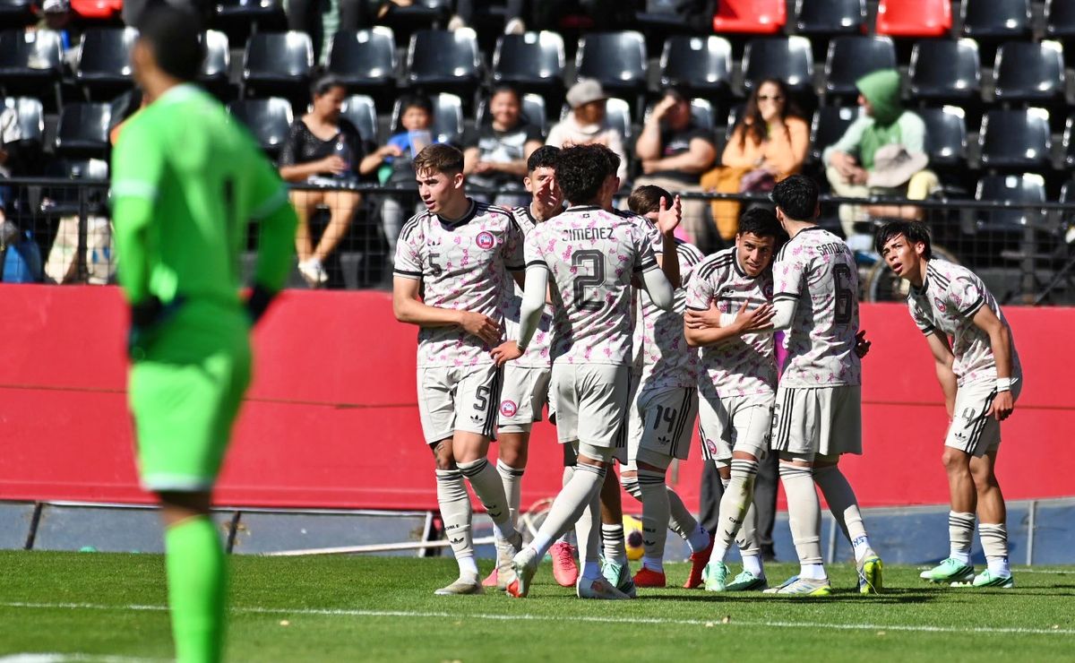 Chile se estrena con el pie derecho en Juegos Suramericanos tras golear a Panamá