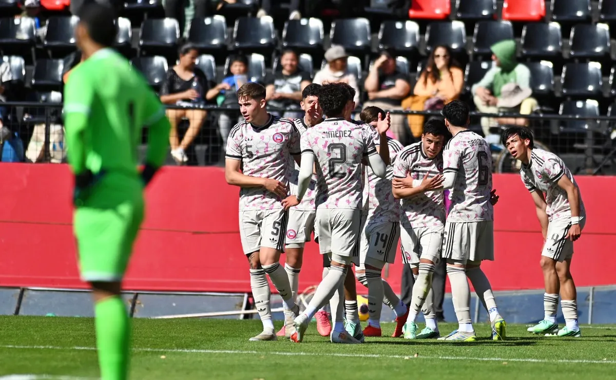 Chile debuta con victoria en Juegos Suramericanos ante Panamá Chile debuta con victoria en Juegos Suramericanos ante Panamá
