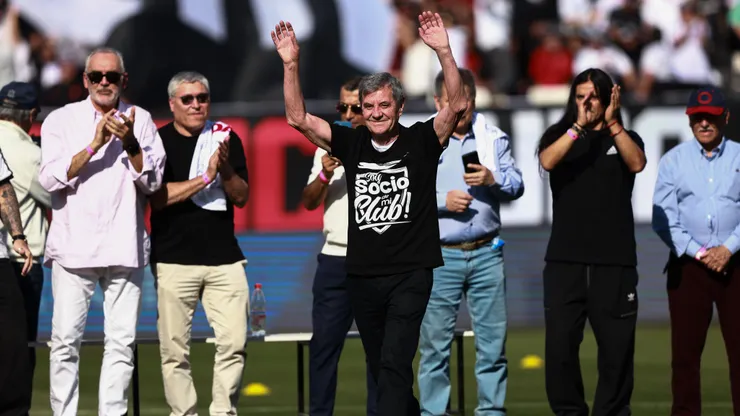 El homenaje a Mirko Jozic en el Monumental.