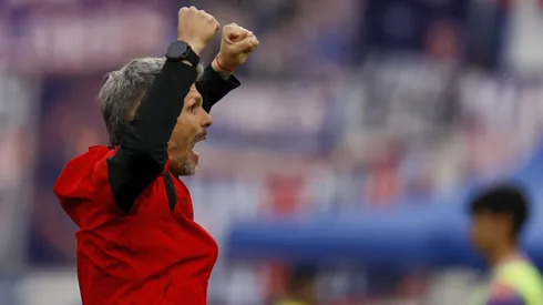 Fernando Ortiz tiene a Colo Colo en la cima de la Liga de Primera.