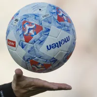 ¿Resta de puntos? Club líder del fútbol chileno es denunciado por Tribunal
