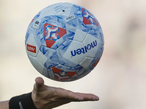 ¿Resta de puntos? Club líder del fútbol chileno es denunciado por Tribunal