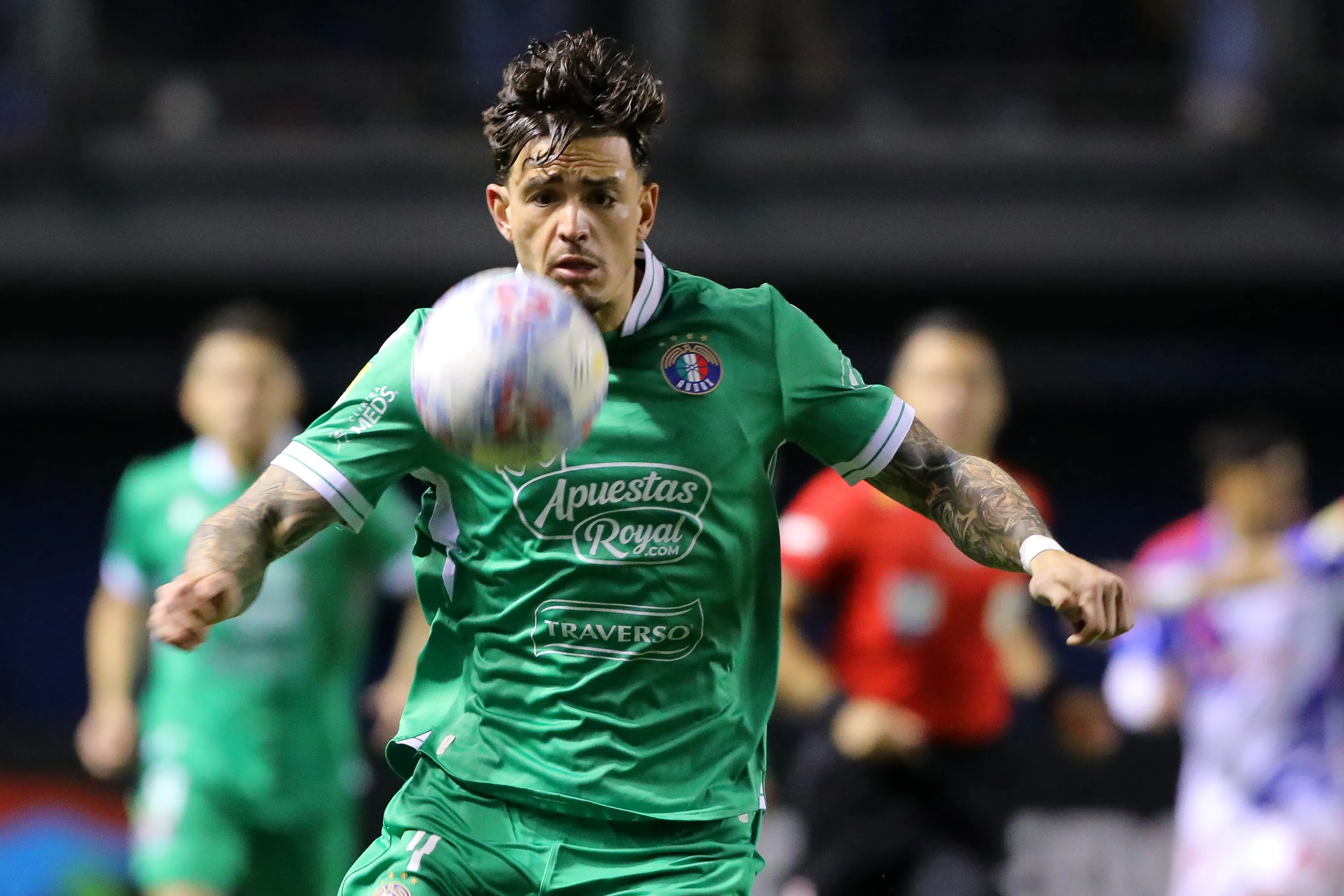 Daniel Piña en acción por Audax Italiano, donde se ganó el corazón de Gustavo Lema. (Jonnathan Oyarzun/Photosport).