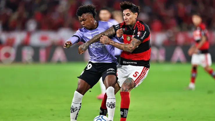 Erick Pulgar mete a Flamengo en semifinal de Copa Libertadores.