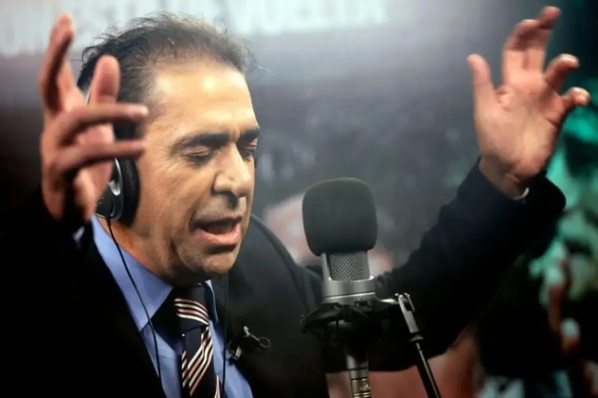 Los hinchas recuerdan sus emotivos mensajes en la radio.