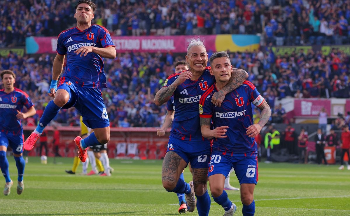 Charles Aránguiz asumirá el rol de Marcelo Díaz en U de Chile: “Jugadores difíciles de igualar”
