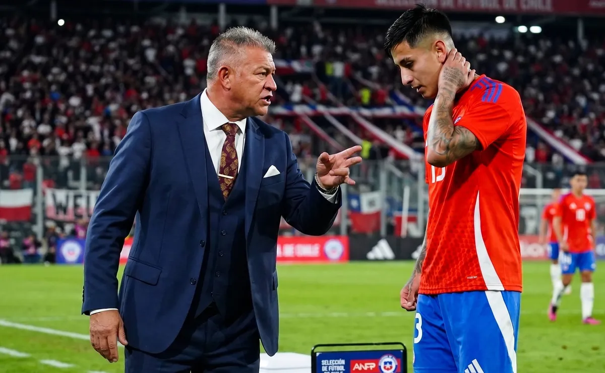Claudio Borghi critica a Erick Pulgar por no unirse a la Roja Claudio Borghi critica a Erick Pulgar por no unirse a la Roja