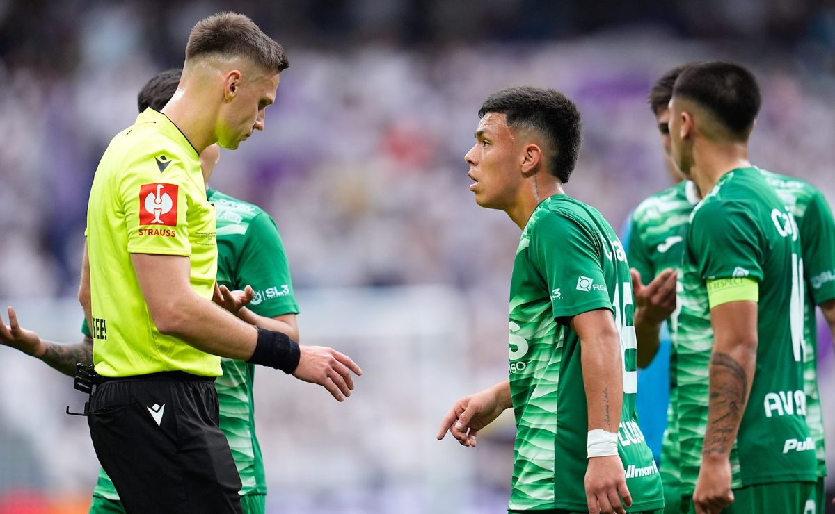 “Santiago Wanderers entró perdiendo con ese árbitro, es una vergüenza, y Pablo Milad fue solo de vacaciones”