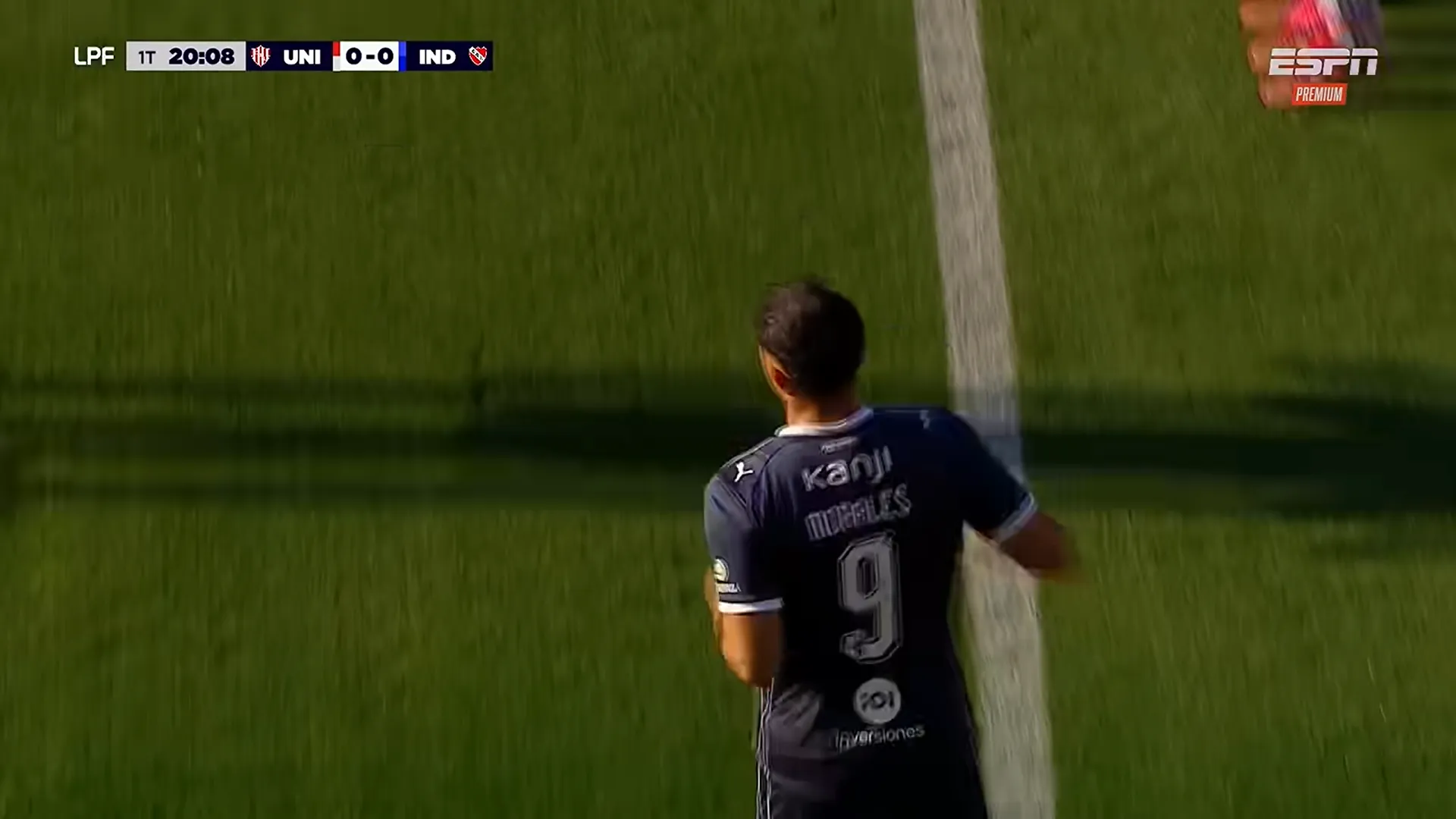 Iván Morales entró en los 20 minutos del partido entre Independiente y Unión Santa Fe. (Captura ESPN).