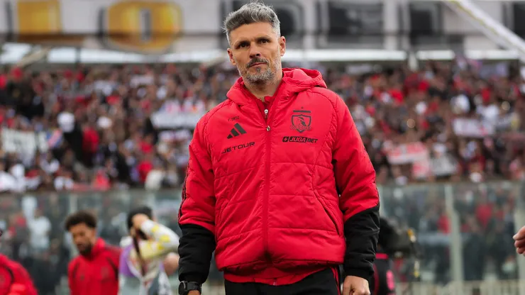 Fernando Ortiz tiene que hacer cambios en Colo Colo.