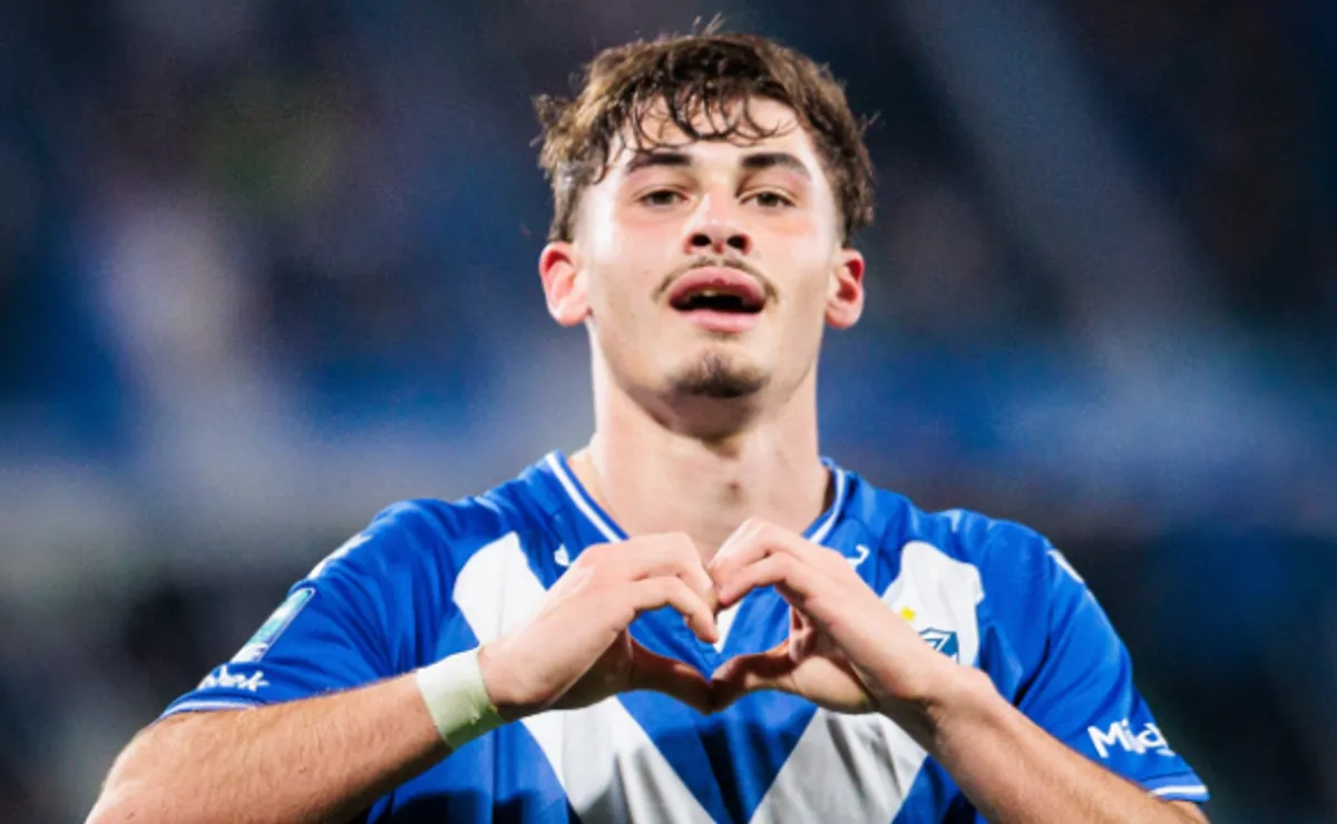 Juan Cruz Policella anota su primer gol profesional en Vélez