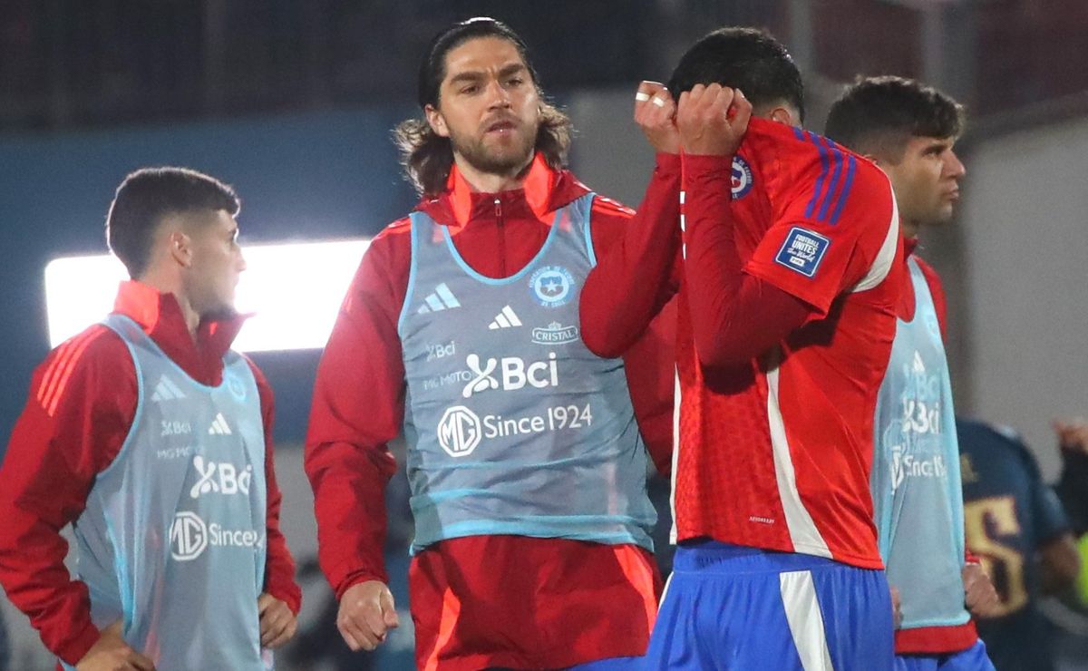 Guillermo Maripán comete penal que deja a Inter de Porto Alegre en descenso directo y sin DT