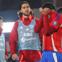 Quedó fuera de la Roja y cometió penal que dejó a su club en descenso y sin DT