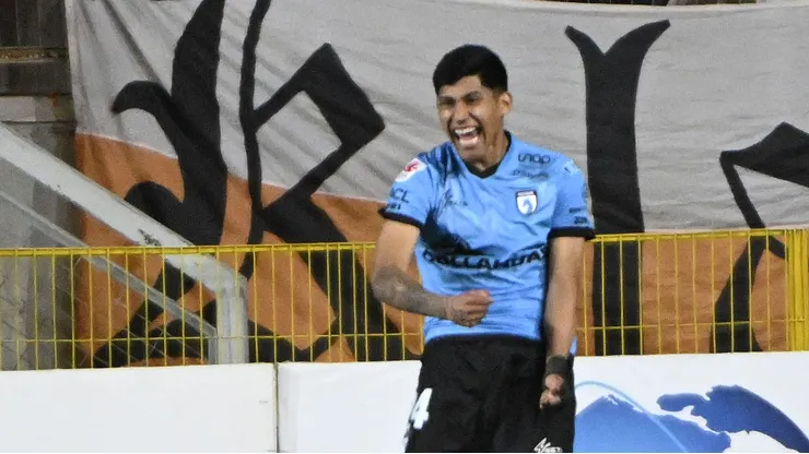 Bayron Barrera es uno de los futbolistas con buena proyección en Chile