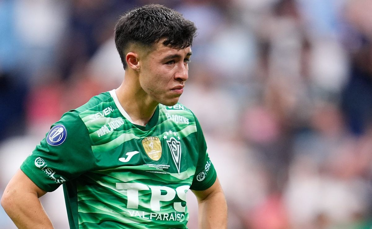 Cristóbal Ponce emociona a todos con su cierre de ciclo en Wanderers: “Fue mi último partido en las inferiores”