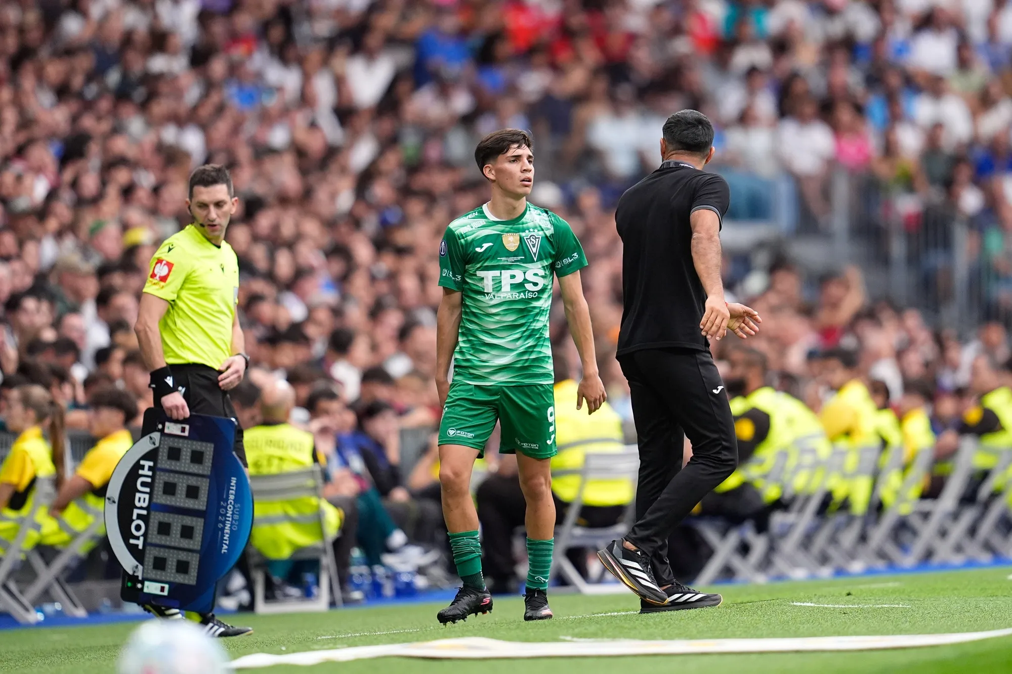 Christian Silva fue sustituido en los 65 minutos. En su lugar ingresó Denilson San Martín. (AFP7/Photosport).