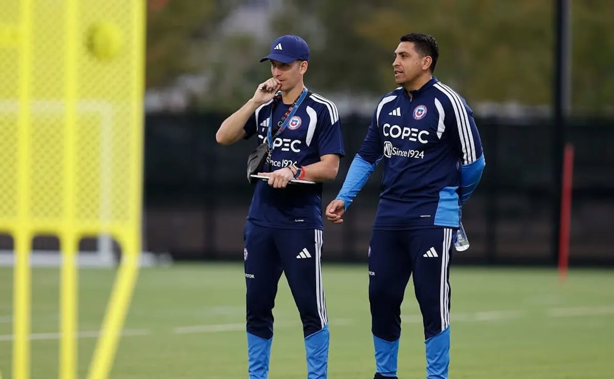 Cuerpo técnico de Nicolás Córdova aclara cargo de Gonzalo Jara en selección Cuerpo técnico de Nicolás Córdova aclara cargo de Gonzalo Jara en selección